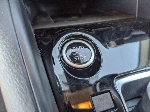 New 2025 Nissan Versa SR w/ Trunk Package image 22