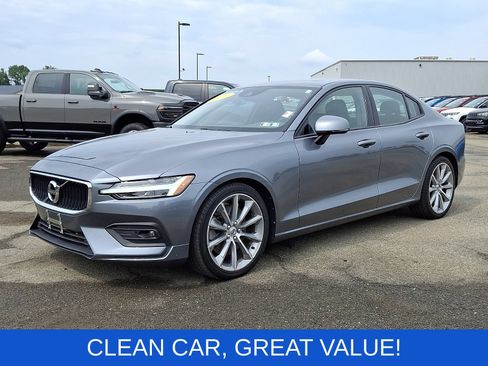 Used 2021 Volvo S60 T6 Momentum w/ Protection Package Premier AWD/4WD image 3