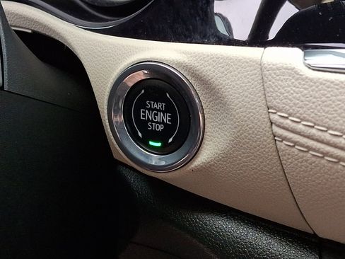 Certified 2023 Buick Encore GX Preferred FWD image 25