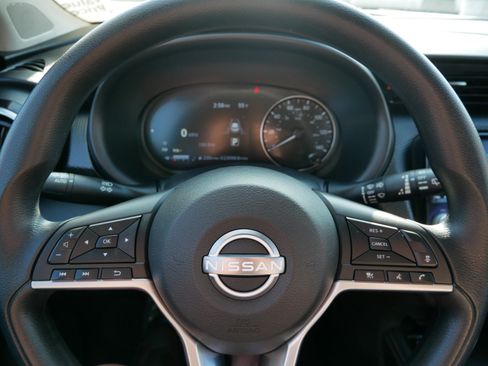 Used 2023 Nissan Kicks SV image 25