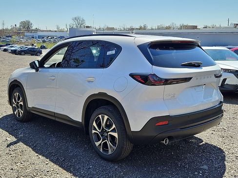 New 2026 MAZDA CX-5 Preferred image 4