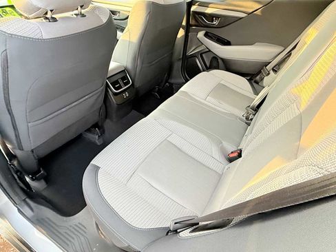 Used 2025 Subaru Outback Premium w/ Popular Package #1A image 16