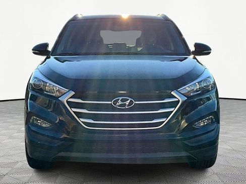 Used 2017 Hyundai Tucson SE Plus image 3