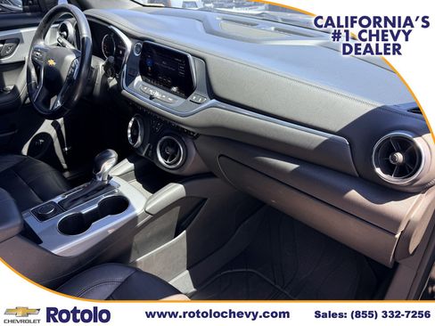 Used 2019 Chevrolet Blazer LT w/ Sound & Technology Package FWD image 7