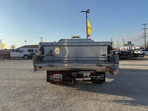 New 2025 Ford F450 XL w/ XL Chrome Package image 5