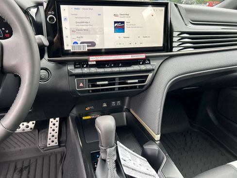 New 2026 Toyota Camry SE FWD image 17