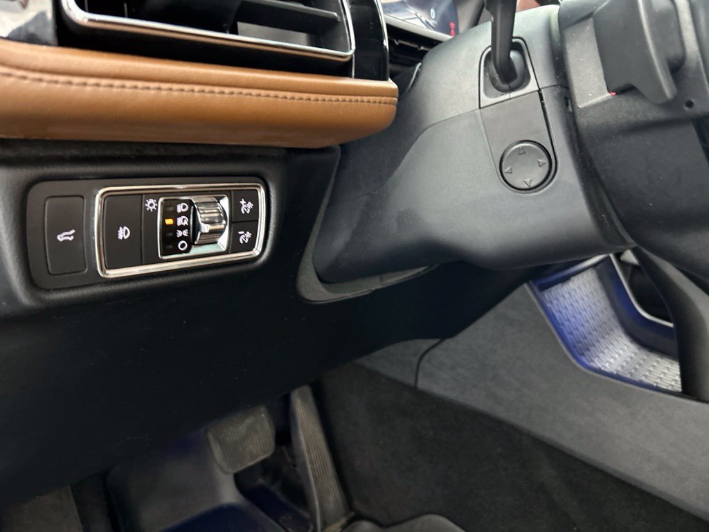 Used 2020 Lincoln Aviator Reserve w/ Equipment Group 202A AWD/4WD image 11