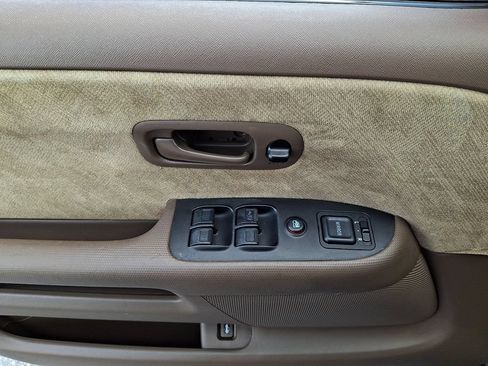 Used 2002 Honda CR-V EX image 12