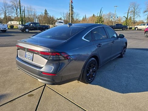 Used 2023 Honda Accord LX image 6
