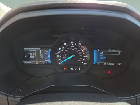 Used 2024 Ford Edge Titanium image 12