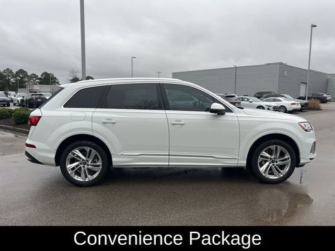 Used 2023 Audi Q7 2.0T Premium w/ Convenience Package image 4