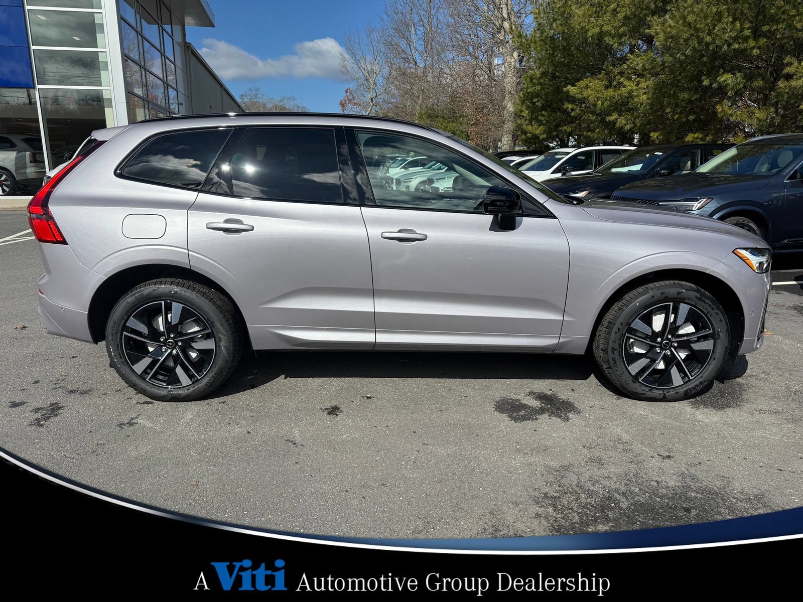 Used 2026 Volvo XC60 B5 Plus w/ Protection Package Premier AWD/4WD image 9