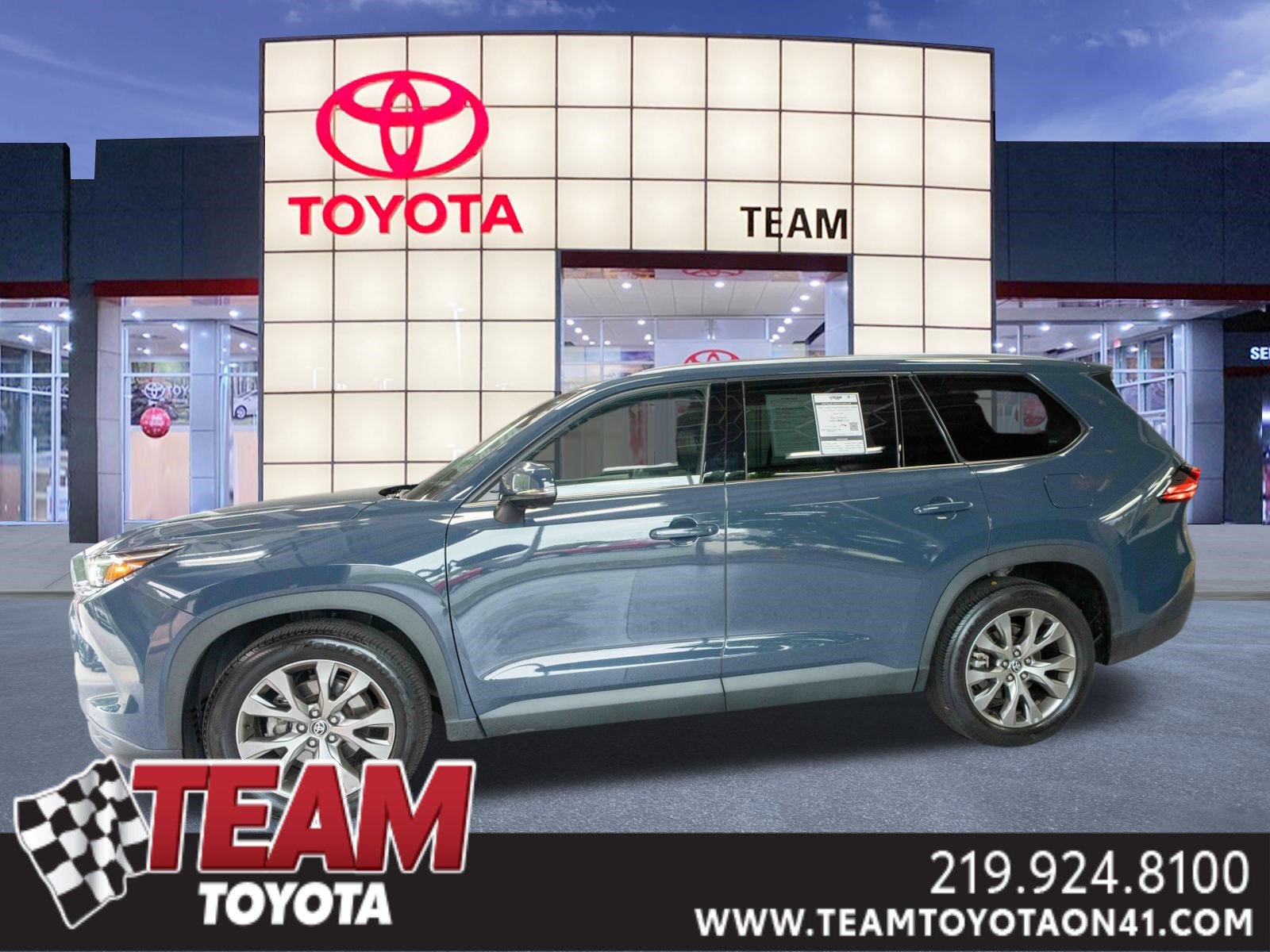 Used 2024 Toyota Grand Highlander AWD image 1