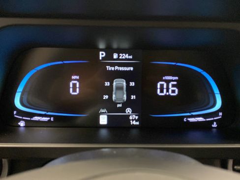 New 2026 Hyundai Elantra SE FWD image 16