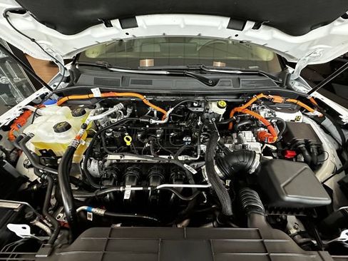 Certified 2025 Lincoln Corsair Grand Touring w/ Equipment Group 301A image 30