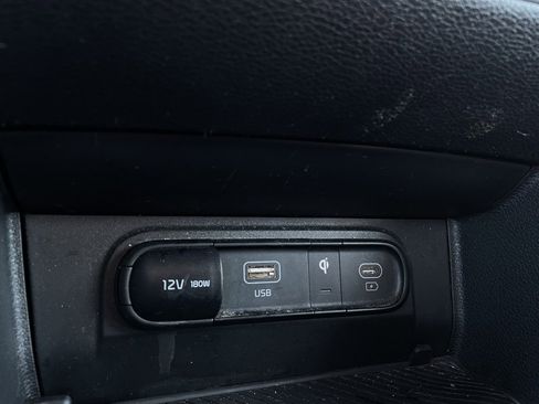 Used 2023 Kia Sportage SX image 19