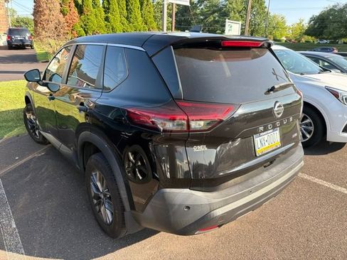 Used 2021 Nissan Rogue S AWD/4WD image 7