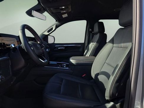 Used 2025 Chevrolet Tahoe RST w/ Comfort Package image 20