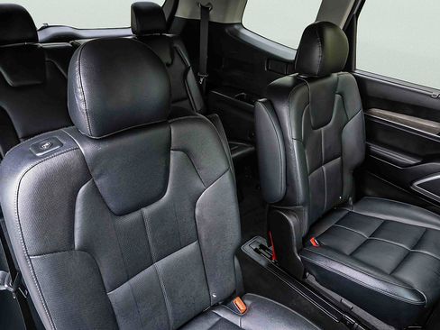 Certified 2022 Kia Telluride EX w/ EX Premium Package AWD/4WD image 26