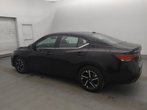 Used 2024 Nissan Sentra SV FWD image 3