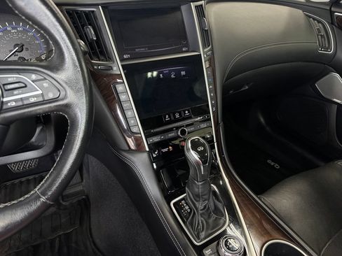 Used 2018 INFINITI Q50 Luxe AWD/4WD image 18
