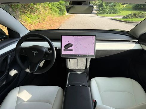 Used 2021 Tesla Model 3 Long Range AWD/4WD image 4