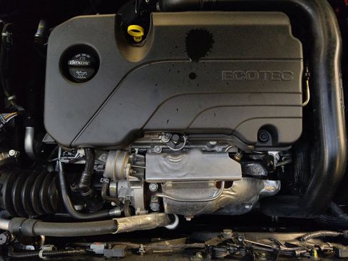 Used 2024 Chevrolet Malibu LT FWD image 30
