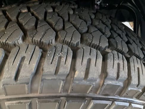 Used 2019 RAM 1500 Classic SLT image 27