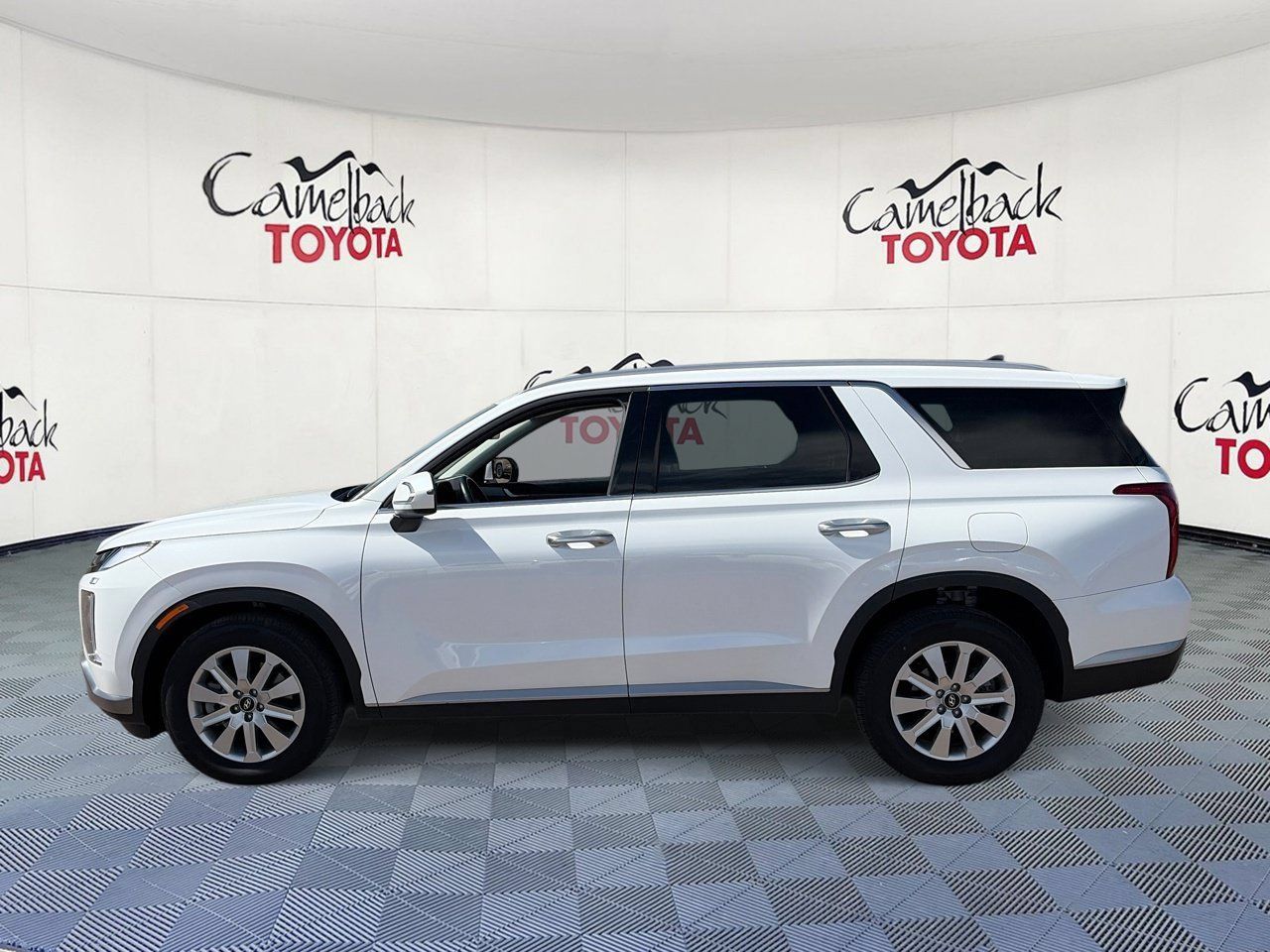 Used 2025 Hyundai Palisade SEL FWD image 5