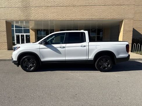 New 2026 Honda Ridgeline TrailSport image 1