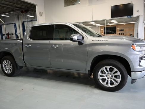 New 2026 Chevrolet Silverado 1500 LTZ w/ LTZ Premium Package AWD/4WD image 4