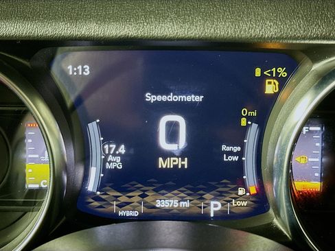 Used 2023 Jeep Wrangler Sahara w/ Cold Weather Group image 18