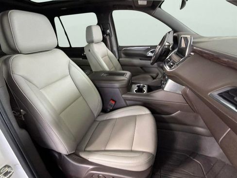 Certified 2022 Chevrolet Tahoe LT w/ LT Signature Plus Package RWD image 36
