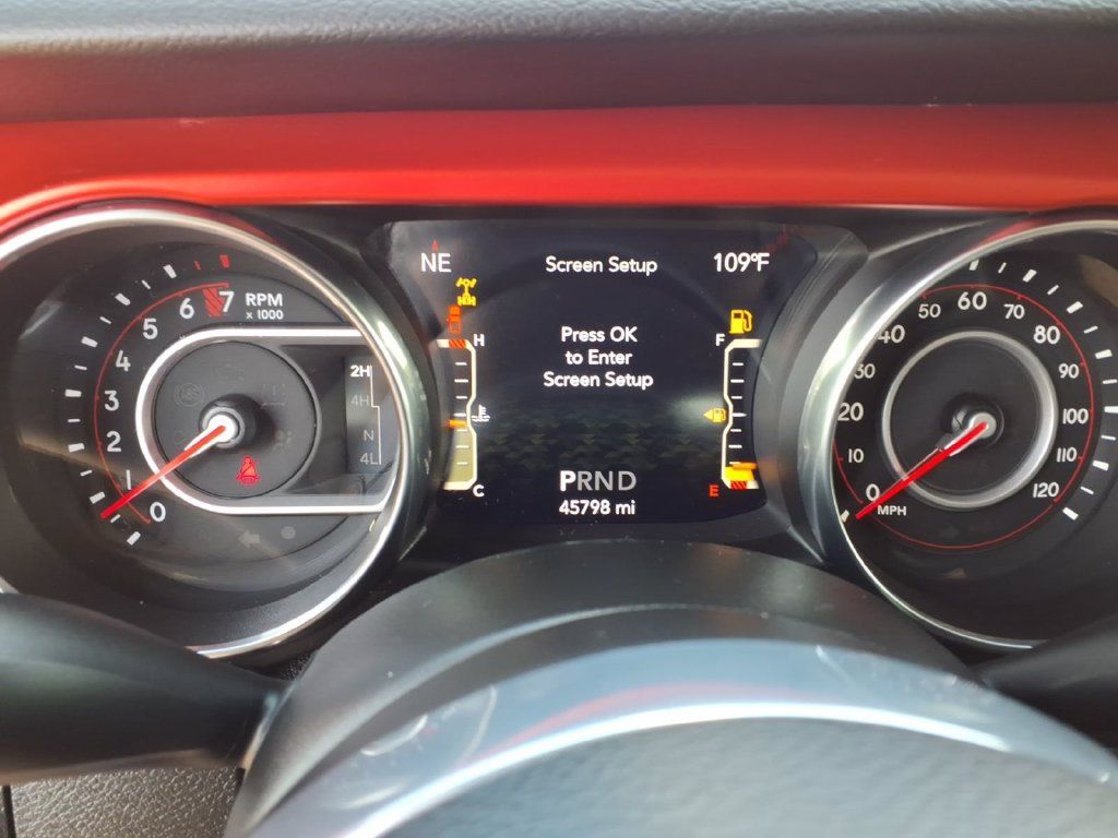 Used 2022 Jeep Gladiator Rubicon w/ Cold Weather Group AWD/4WD image 8