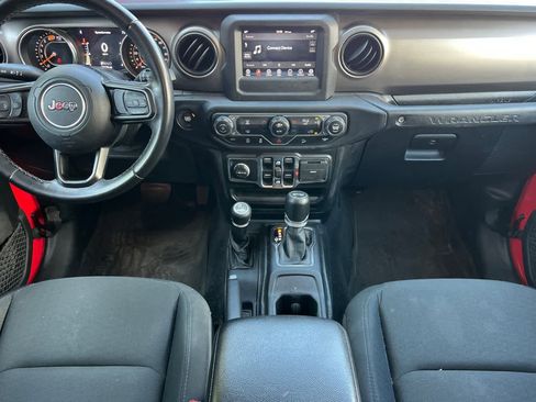 Used 2020 Jeep Wrangler Unlimited Sport AWD/4WD image 4