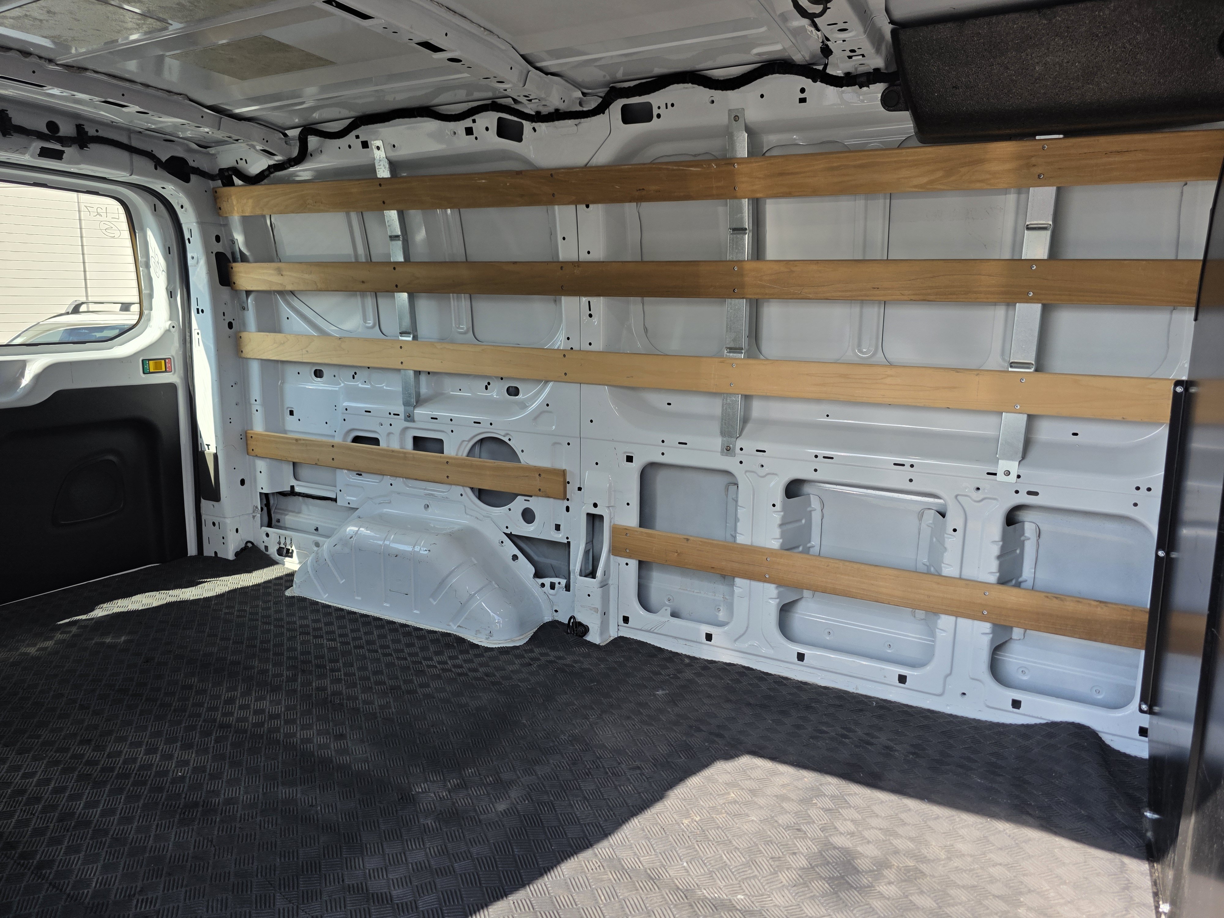 Used 2025 Ford Transit 250 Low Roof w/ Exterior Upgrade Package RWD image 21
