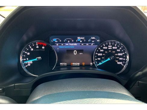 Used 2022 Ford F350 Limited image 22