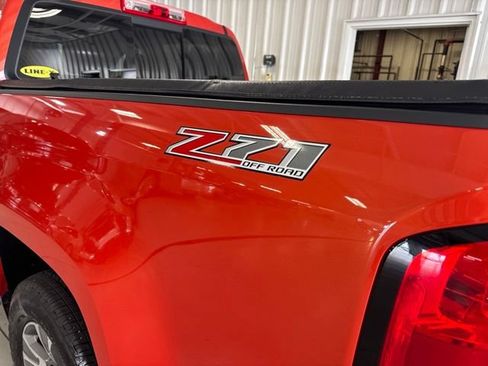 Used 2016 Chevrolet Colorado Z71 AWD/4WD image 10
