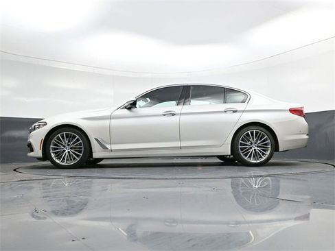 Used 2018 BMW 540i image 23