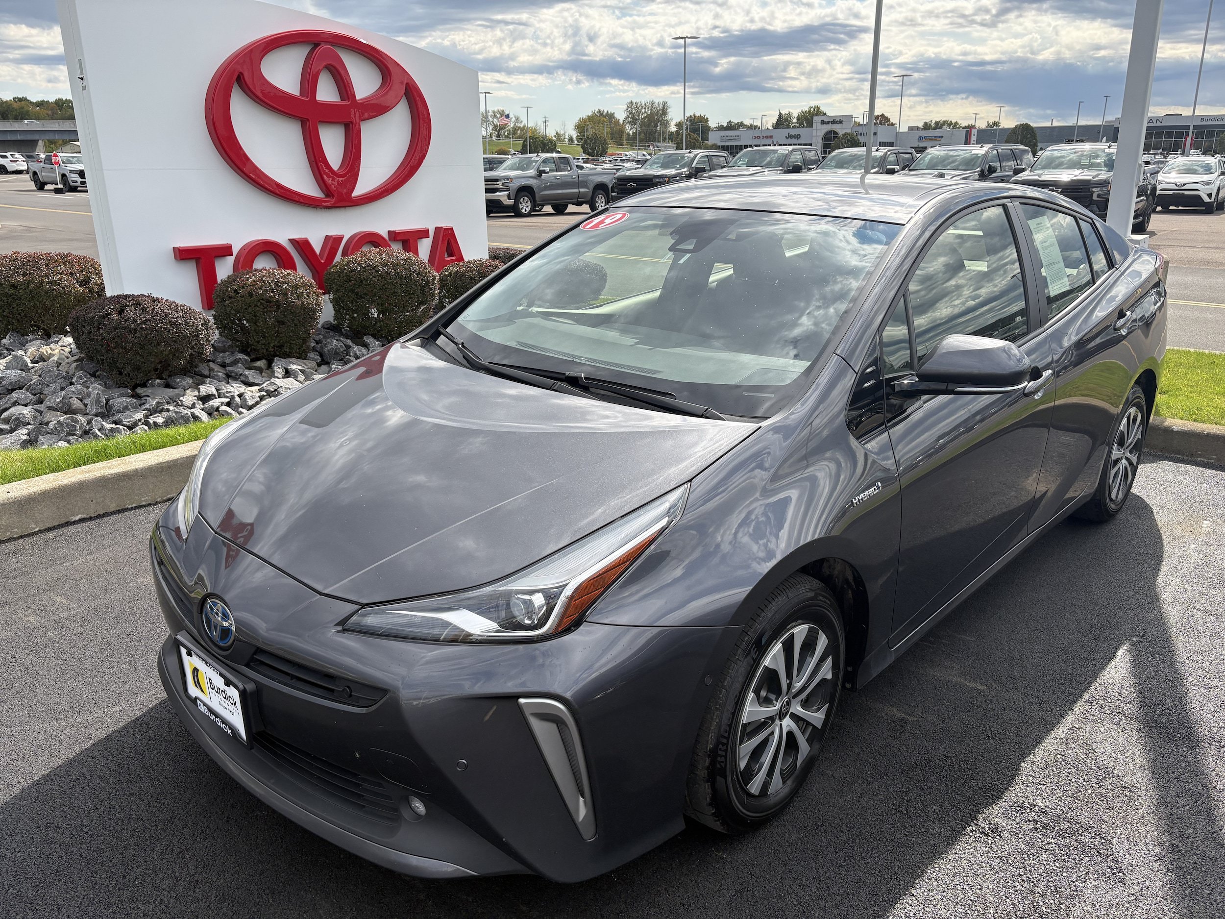Used 2019 Toyota Prius XLE AWD/4WD image 10