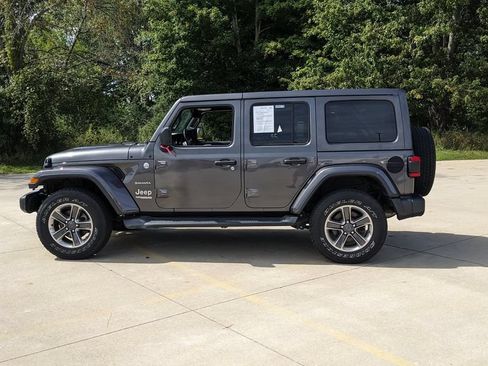 Used 2019 Jeep Wrangler Unlimited Sahara w/ Uconnect 4C Nav & Sound Group AWD/4WD image 6