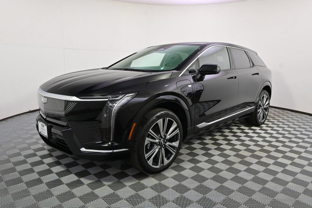 New 2026 Cadillac Optiq Luxury 2 w/ LPO, Floor Liner Package AWD/4WD image 2