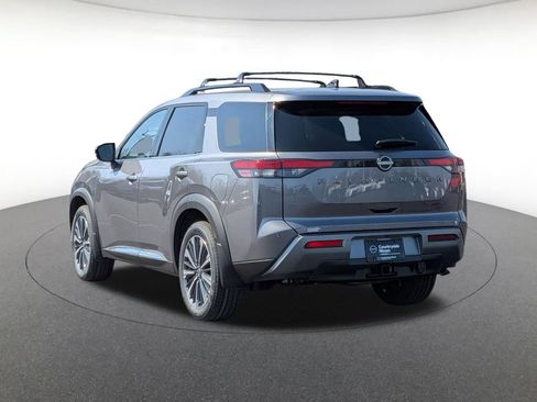 New 2026 Nissan Pathfinder Platinum w/ Accent Package AWD/4WD image 7