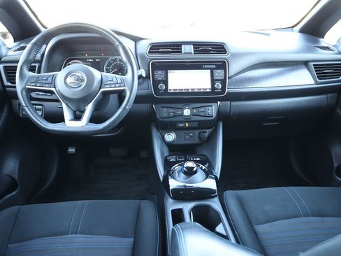 Used 2019 Nissan Leaf SV w/ Protection Package image 16