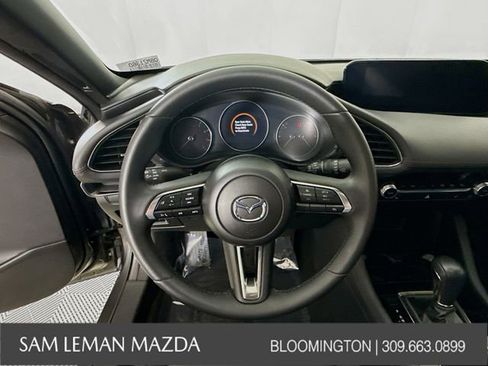 Used 2024 MAZDA MAZDA3 s FWD image 11