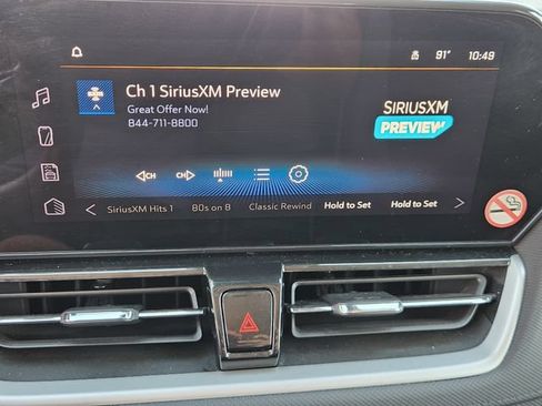 Used 2025 Chevrolet TrailBlazer LT AWD/4WD image 16