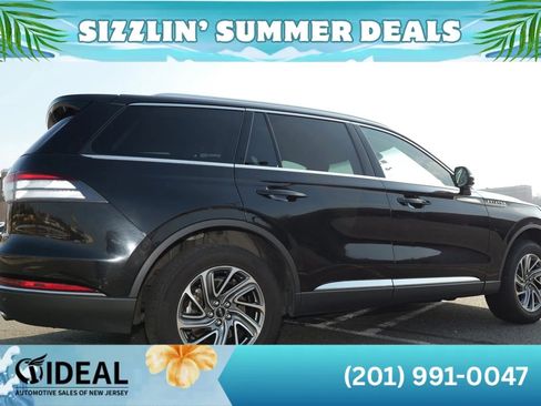 Used 2023 Lincoln Aviator AWD image 9