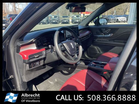 Used 2023 Lincoln Corsair Reserve w/ Equipment Group 201A image 9