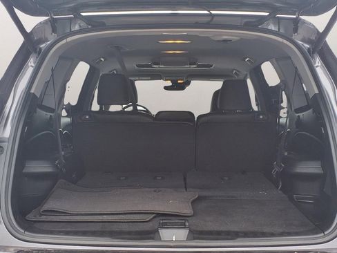 Used 2019 Honda Pilot Touring image 14