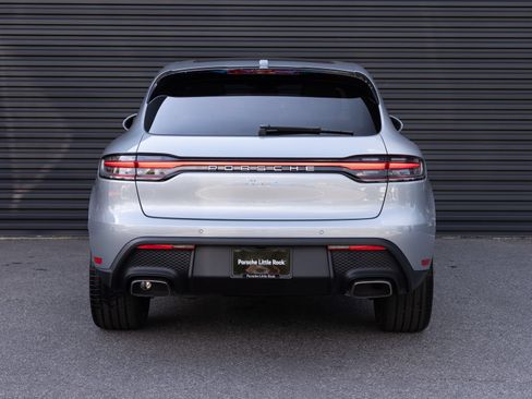 Certified 2026 Porsche Macan AWD/4WD image 6